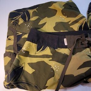 O'Rageous Green Camo Tropical Swim Trunks 36